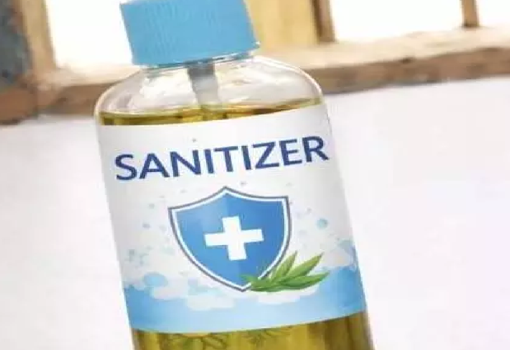 CG : सरकारी कॉलेज के स्टूडेंट्स ने बनाया हर्बल सैनिटाइजर …