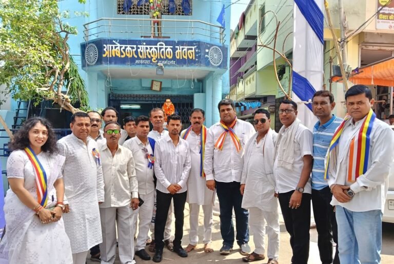 राजनांदगांव : भरकापारा में धूमधाम से मनाई गई डॉ. भीमराव अंबेडकर की 135वीं जयंती